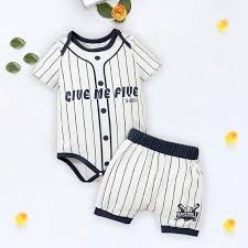 Conjunto deportivo para niño